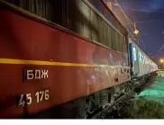 Възстановено e движение на влаковете по Подбалканската линия