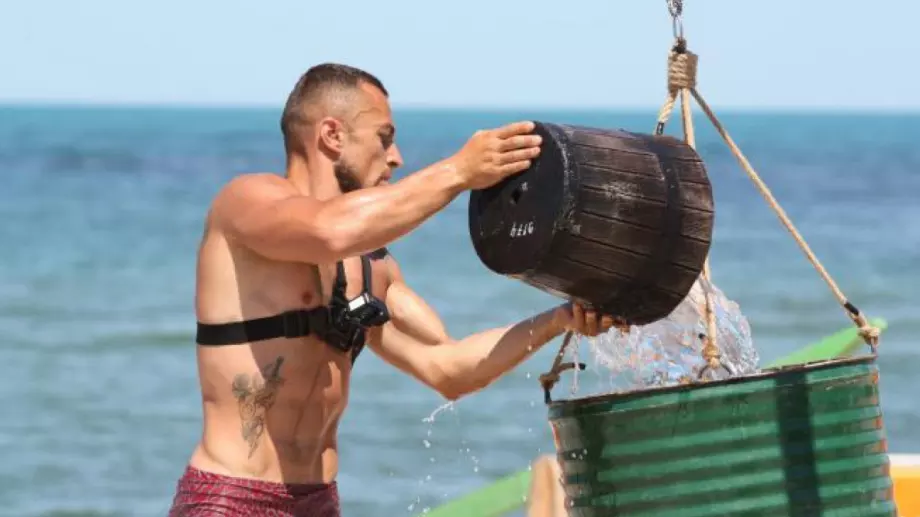 Няма да го познаете! Ето как е изглеждал Чакалов от 