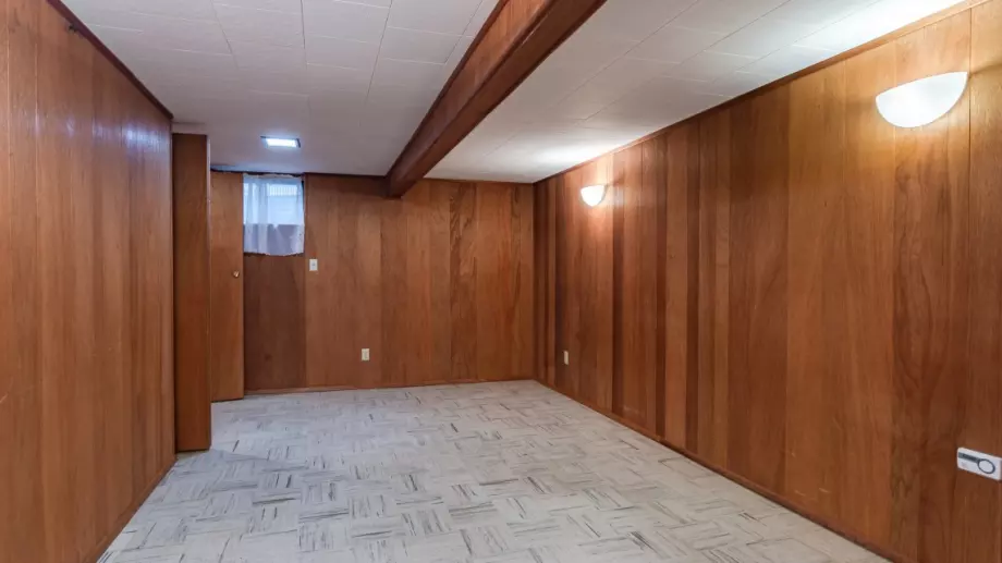 Жилищна криза: В Москва вече ще живеят в тавани и мазета