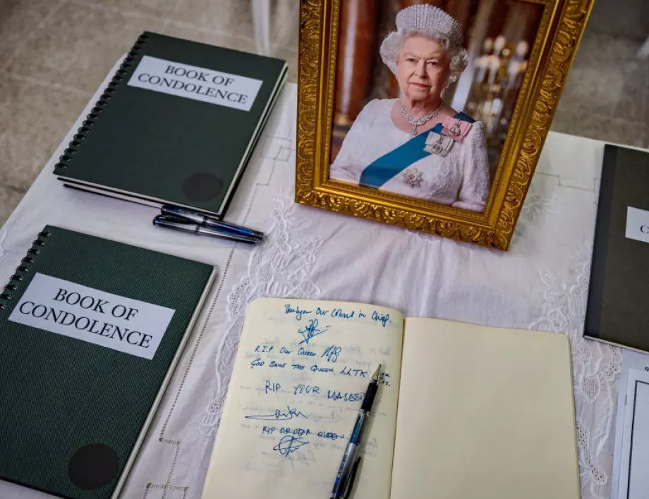 Поканени и отхвърлени: Световният елит на погребението на кралицата, 7 държави са аут