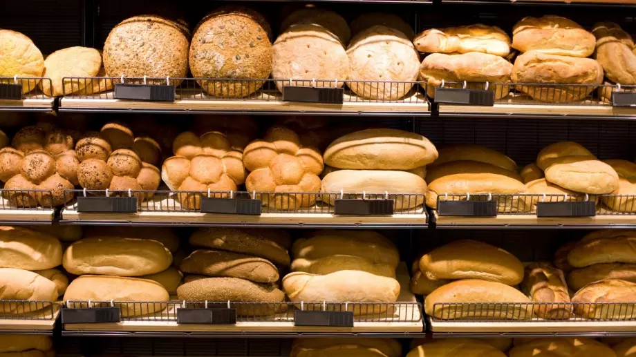 Цената на хляба няма да се вдига, но закуските поскъпват