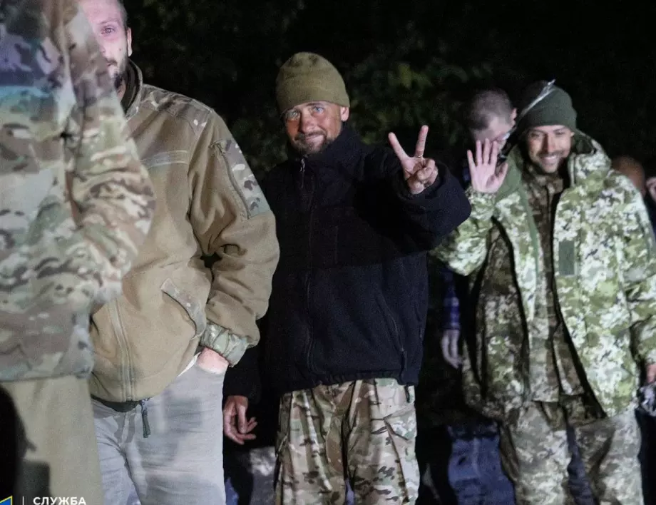 Командир от "Азов": Руснаците опитаха да ни вербуват да се бием срещу САЩ и Запада