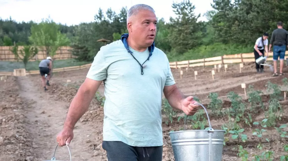 Финци от „Фермата“ омъжи и втората си дъщеря (СНИМКИ)