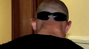 Вечерен виц: Влиза една мутра в плод-зеленчук 