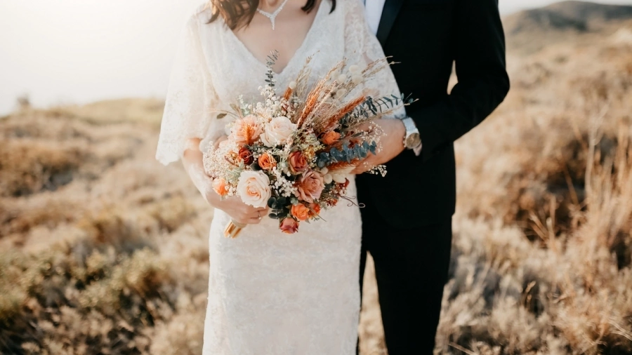 Вечерен виц: - Здрасти! Чувам, че си се оженил?!