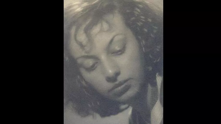 Поставиха надгробна плоча на гроба на писателката Яна Язова