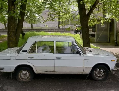 За над 100 хил. рубли: Руснаци продават свободни места в коли към Грузия
