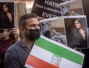 Иран: Франция се меси във вътрешните ни работи 