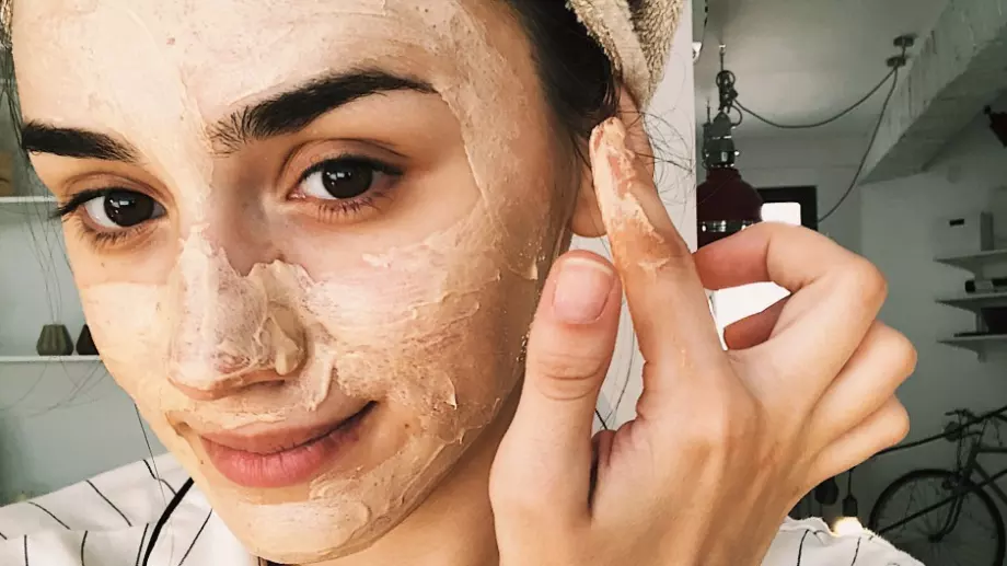 Ефективна маска за лице за суха кожа
