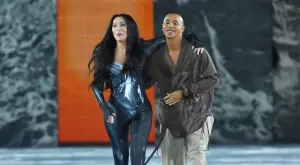 Удар под кръста: Откраднаха моделите на Balmain преди Седмица на модата (СНИМКА)