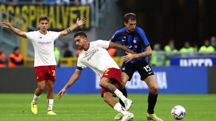 Рома влезе в топ 4, след като нанесе четвърта загуба на Интер за сезона