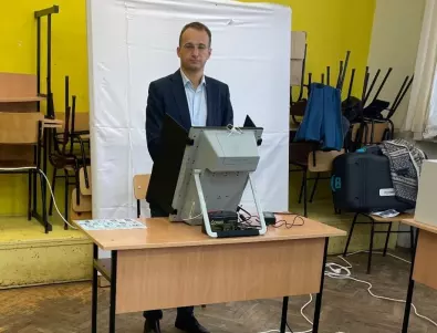 Симеон Славчев: Гласувах за опазването на българския род и традиции