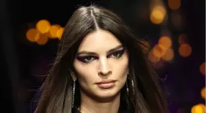 Емили Ратайковски: Филмът "Блондинка" фетишизира женската болка (ВИДЕО)