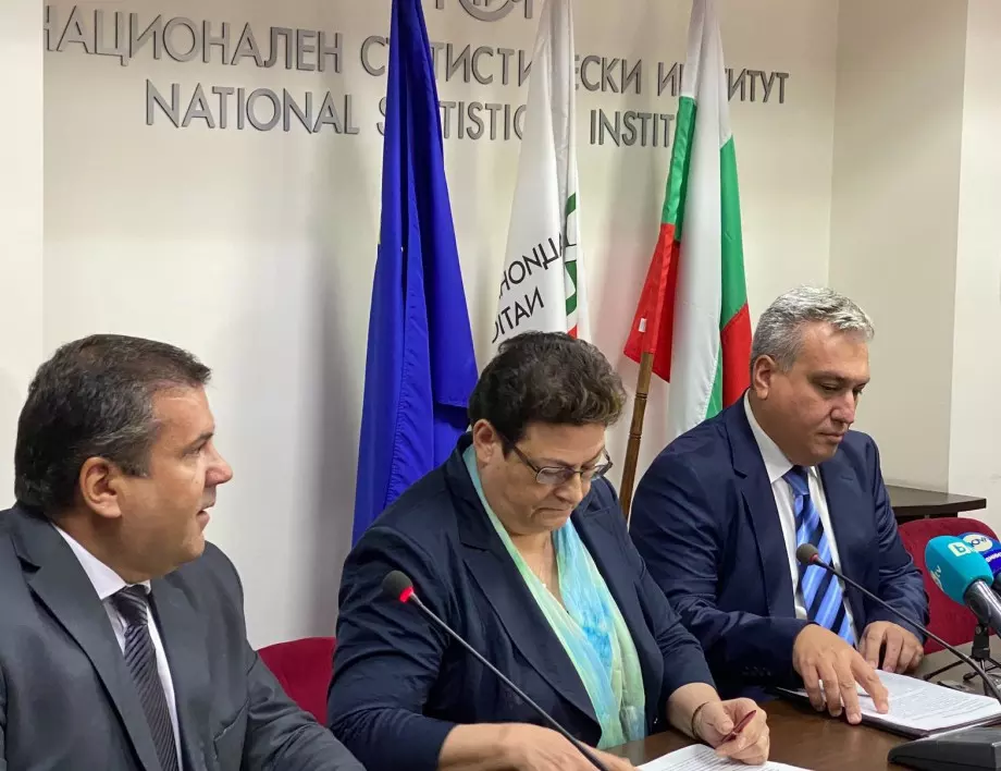 НСИ: Над 500 000 български граждани не са се преброили официално през 2021 г.