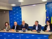В размисли и страсти: Партиите обмислят предложението на Борисов за преговори и очакват покани