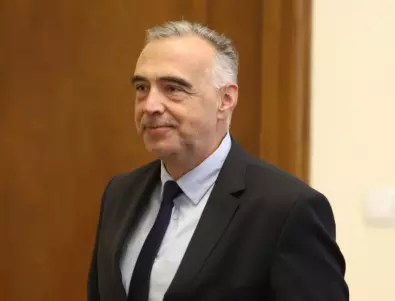 Антон Кутев: Парламентът показа най-безобразното си лице