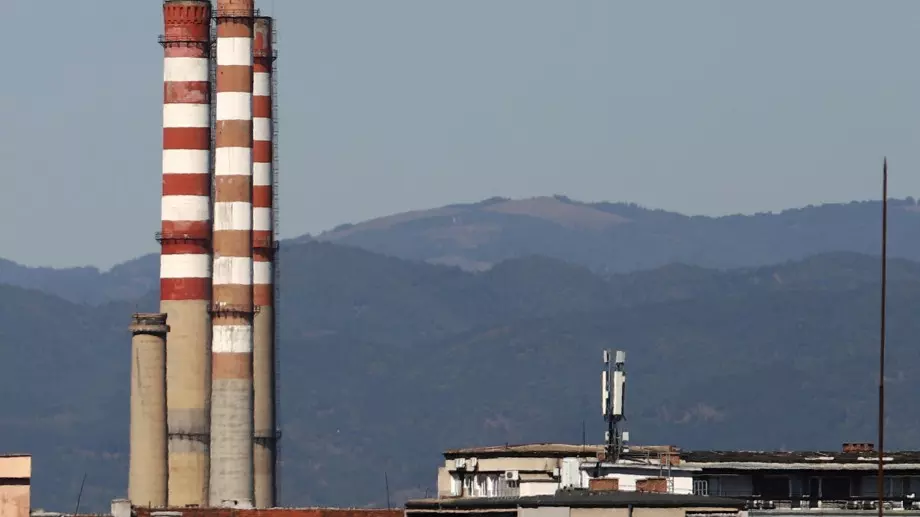 Топлофикациите във Велико Търново и Бургас дадоха заден за драстичното поскъпване на парното