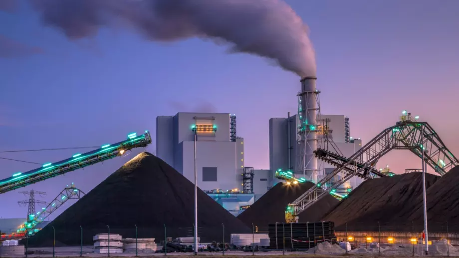 МАЕ: Световното потребление на въглища достига невиждани стойности през 2022 г.