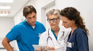 Виц за деня: Лекар и сестра били любовници, но...