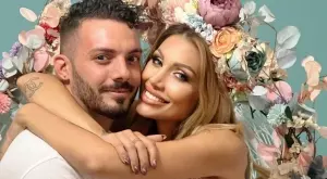 Джулиана Гани разкри публично пола на бебето си (ВИДЕО)