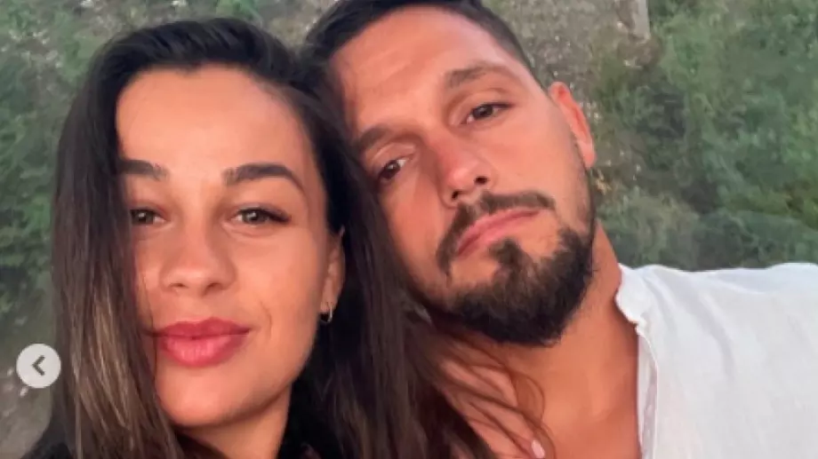 Елица отпадна от 