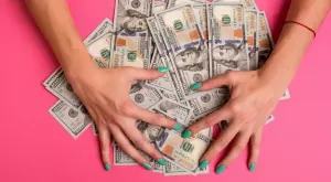 Зодиите, които никога не дават пари назаем