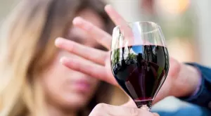 Какво ще се случи с тялото ви, ако 1 месец не пиете алкохол