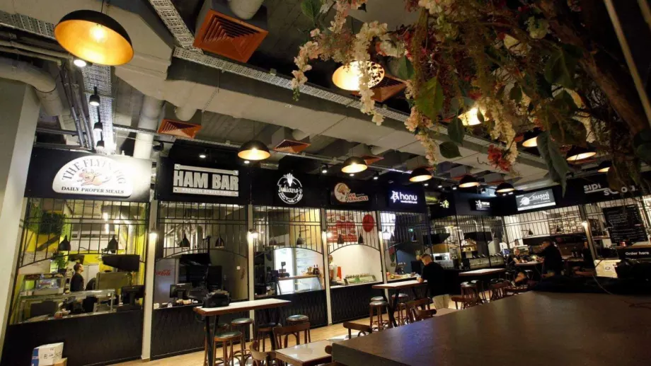 Храна за бохеми: София има първия по рода си Food Hall