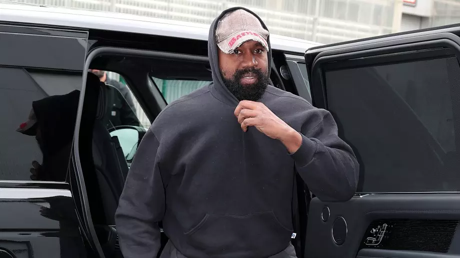 Ограничиха Кание Уест в Twitter и Instagram за антисемитисъм 