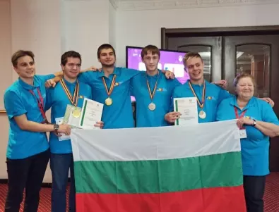 13 медала за България на Балканската олимпиада по информатика
