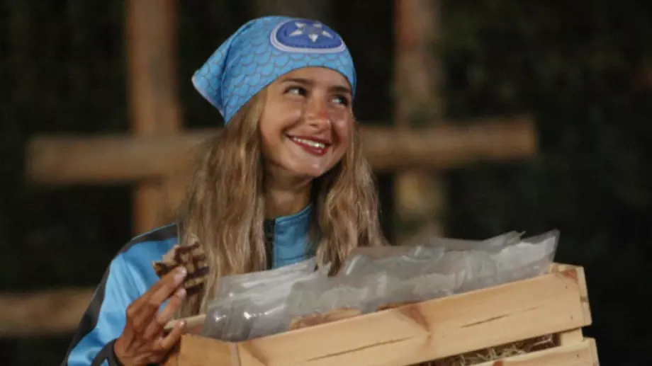 Вижте как е изглеждала Мани от "Игри на волята" като тийнейджърка (СНИМКИ)