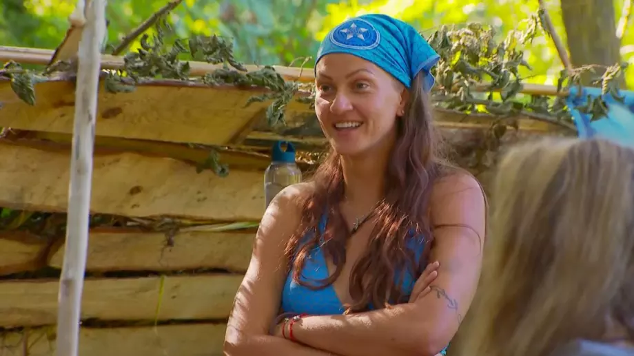 Нападнаха Виктория от 