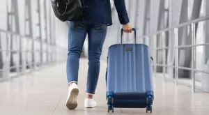 Виц на деня: Руски евреин отива в Израел с бюст на Ленин