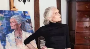 Дафне Селф: Супермоделът на 94, който разтърси модната индустрия 