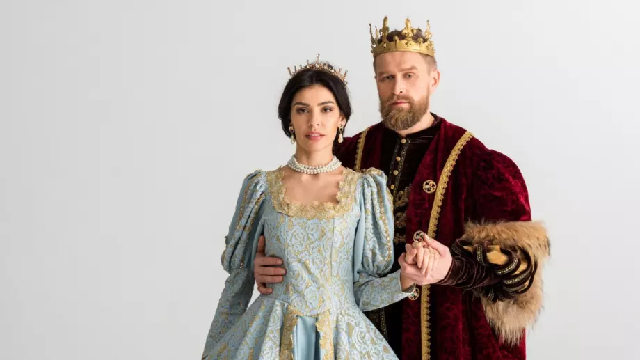 Виц на деня: Кралският син иска циганка за жена, но баща ѝ не я дава