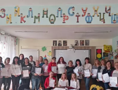 Община Елин Пелин обсъди на кръгла маса прехода от детската градина в училище