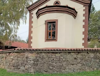 Приключи ремонтът на църквата в с. Елешница