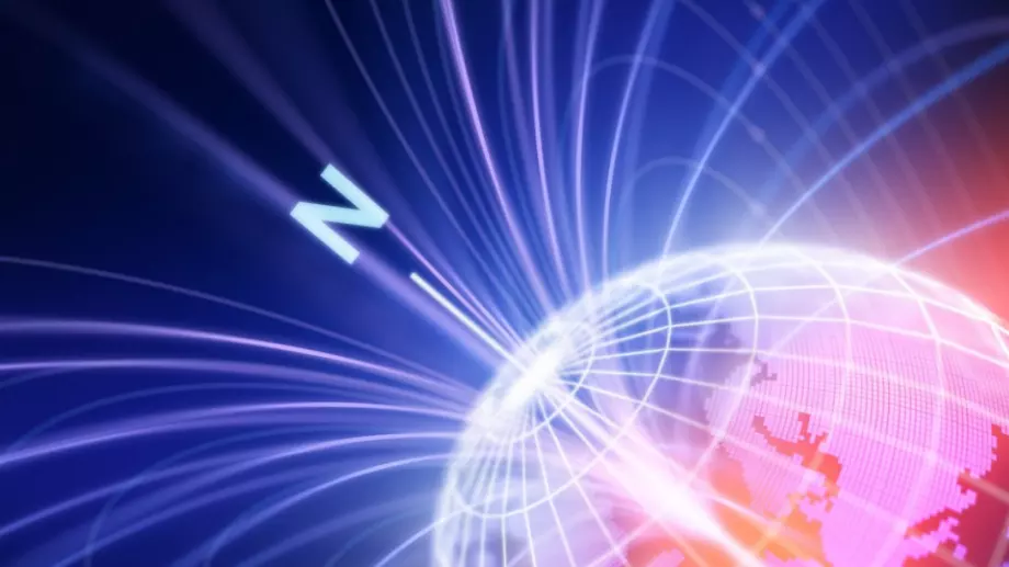 Мощна магнитна буря удря Земята