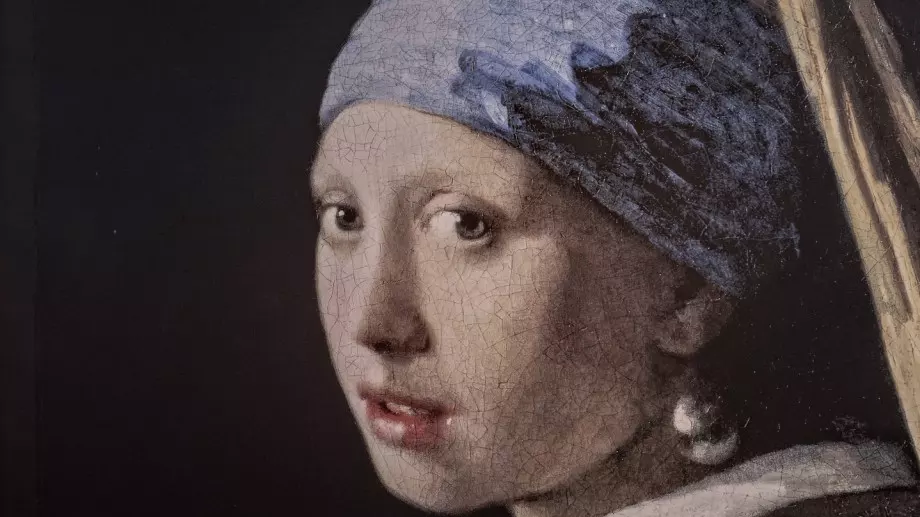 "Момичето с перлената обица" стана мишена на климатични активисти  