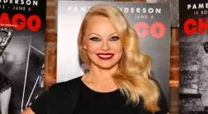 Излиза документален филм за живота на Памела Андерсън