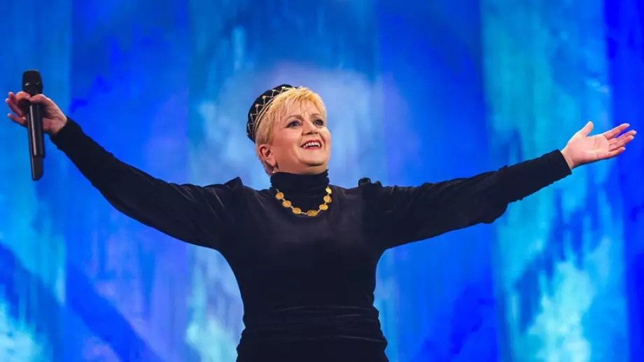 Николина Чакърдъкова зарадва феновете с голяма новина (СНИМКА)