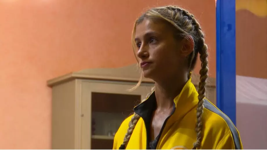 Появиха се нови снимки на Мани и Валентин от предишния сезон на 