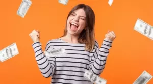 Това са зодиите, които ще спечелят много пари през декември 2022