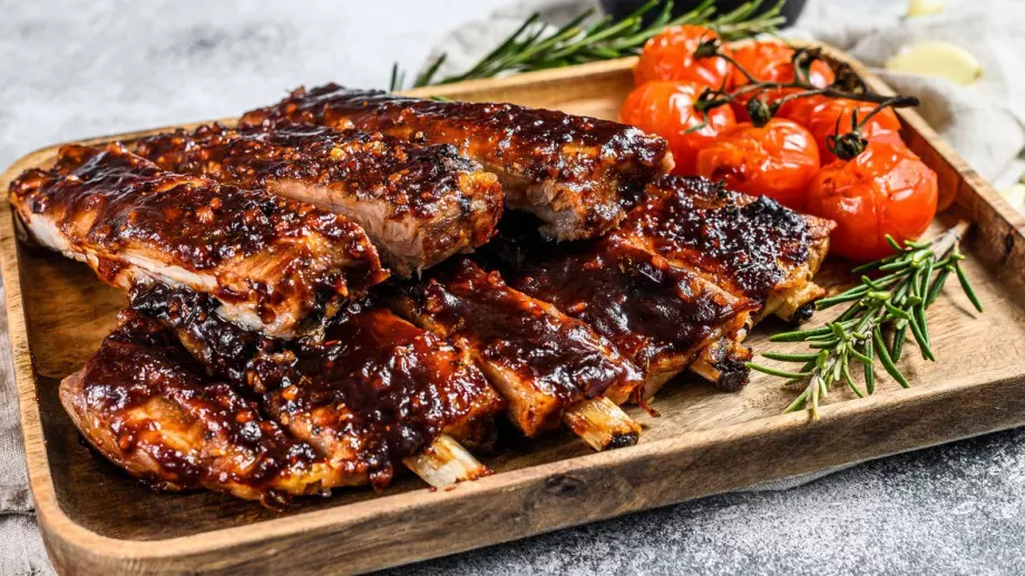 Най-вкусните печени свински ребра