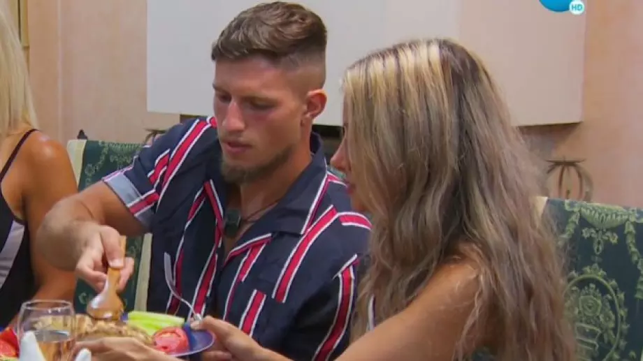 Мани и Лефтеров от 