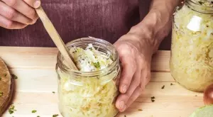 В киселото зеле има слуз? 3 причини защо това се случва