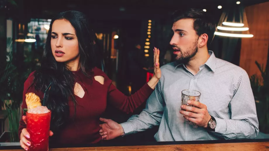 Виц на деня: Вуте се напива в кръчмата и сваля Пена