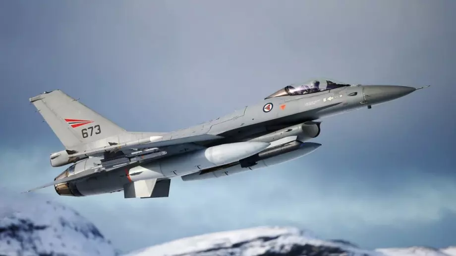 Румъния купи 32 изтребителя F-16 от Норвегия в сделка за 388 милиона евро