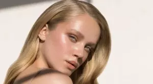 Бюти трендовете на есен 2022: "Вампирска“ кожа