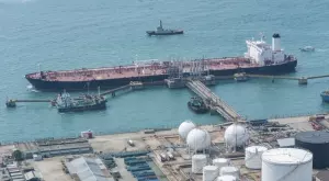 Русия продава петрол на Индия с 30% по-скъпо спрямо западния ценови таван